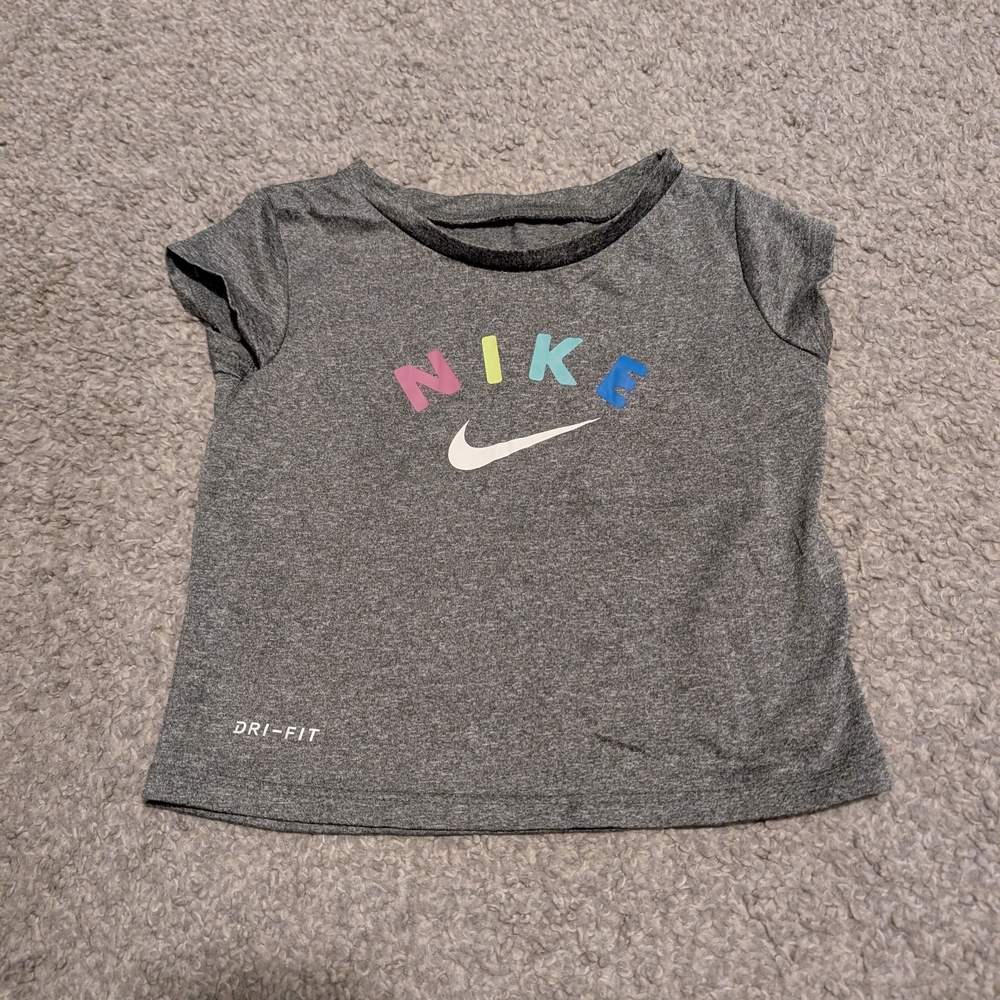3 For $12 Nike Kids Multicolor Logo Gray Tee - Picture 1 of 3